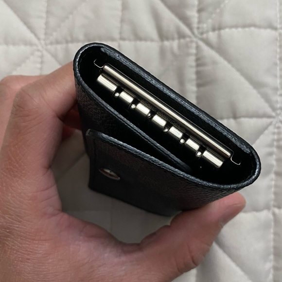 Louis Vuitton Damier Graphite key holder - Picture 5 of 5